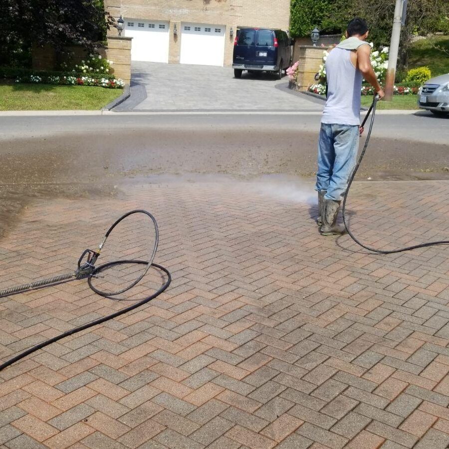 interlock driveway cleaning and weed removal